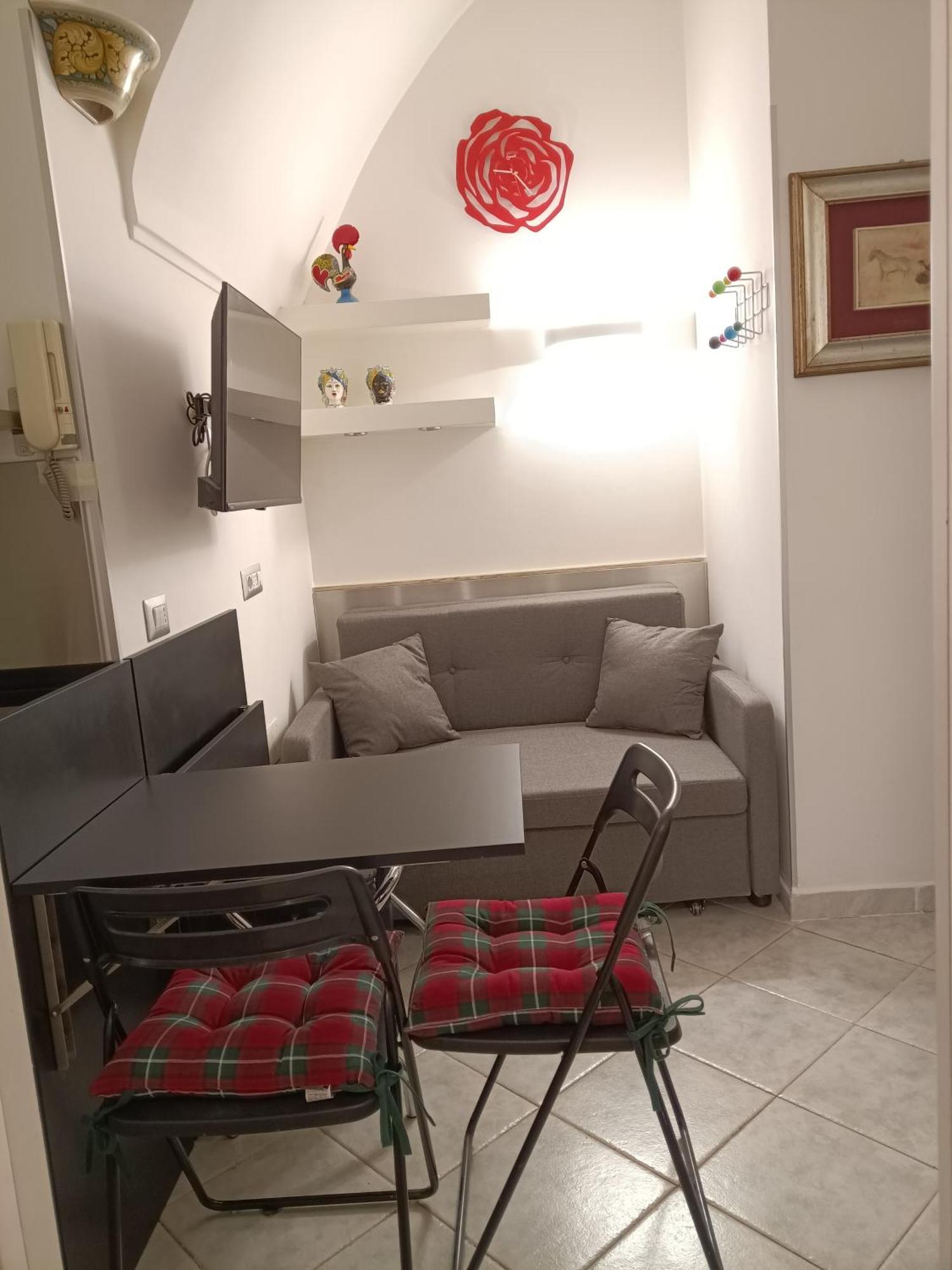 La Residenza Napoli Chiaia Short Let Apartment Superior Via Chiaia 82 Екстер'єр фото